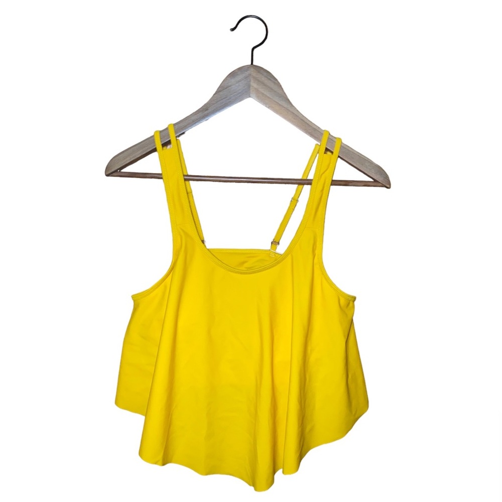 I2CRAZY Women's Ruffled Swimsuit size M